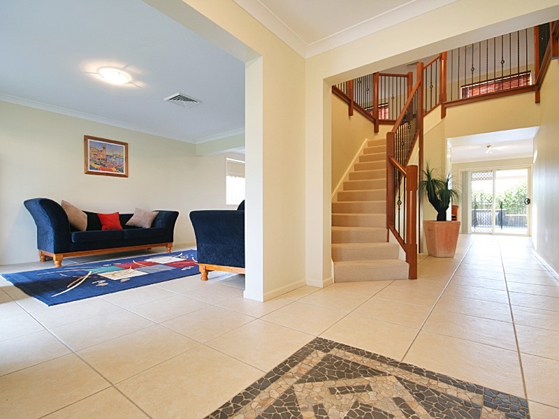 16 Karingal Court, Glenmore Park NSW 2745