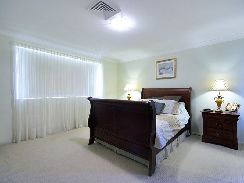 16 Karingal Court, Glenmore Park NSW 2745