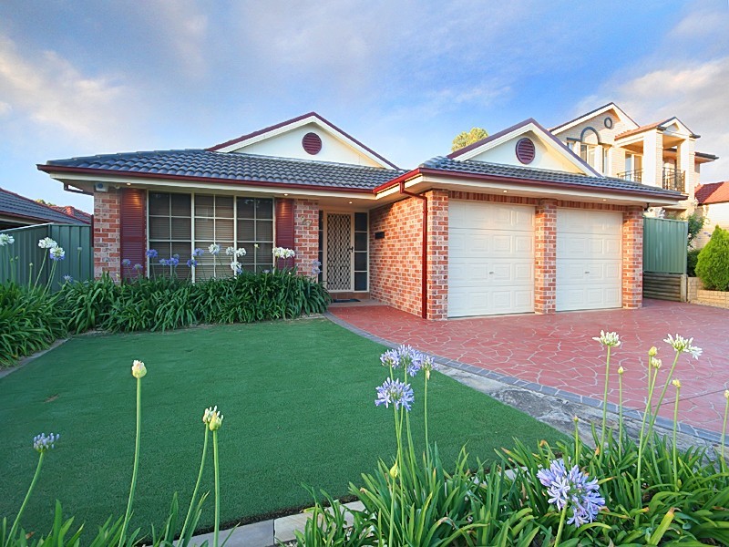 27 Shearwater Drive, Glenmore Park NSW 2745