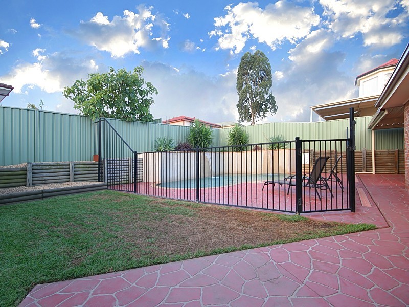 27 Shearwater Drive, Glenmore Park NSW 2745