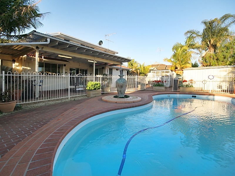 4 Jimbi Place, Glenmore Park NSW 2745