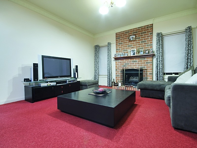 1 Acacia Avenue, Glenmore Park NSW 2745