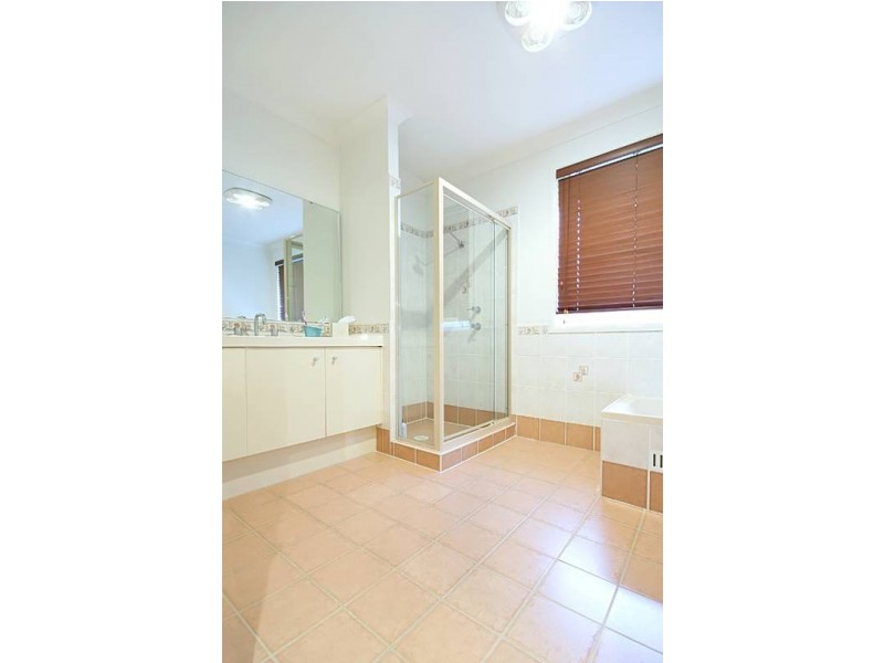 16 Shearwater Drive, Glenmore Park NSW 2745