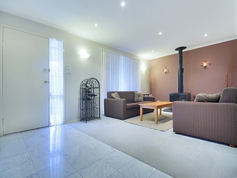 2 Spinosa Place, Glenmore Park NSW 2745