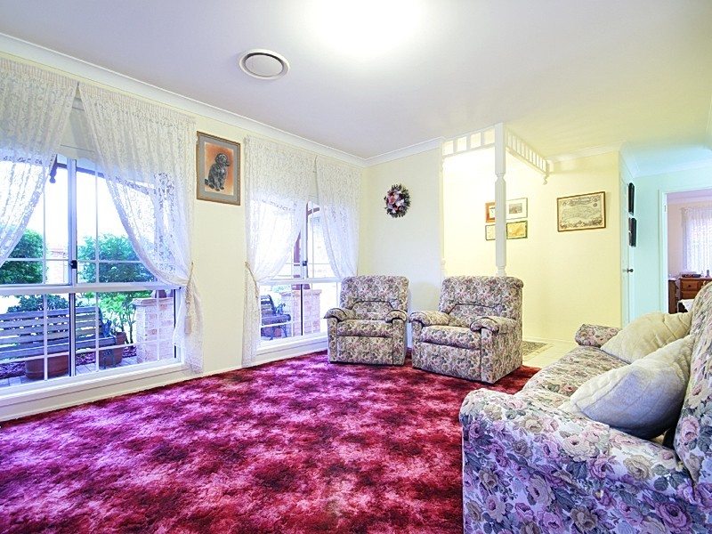 11 Coolabah Cres, Glenmore Park NSW 2745