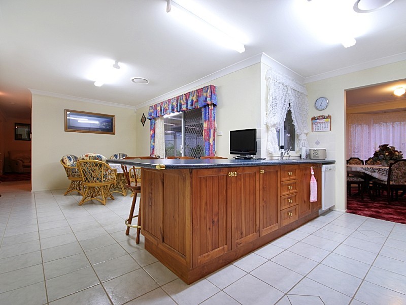 11 Coolabah Cres, Glenmore Park NSW 2745