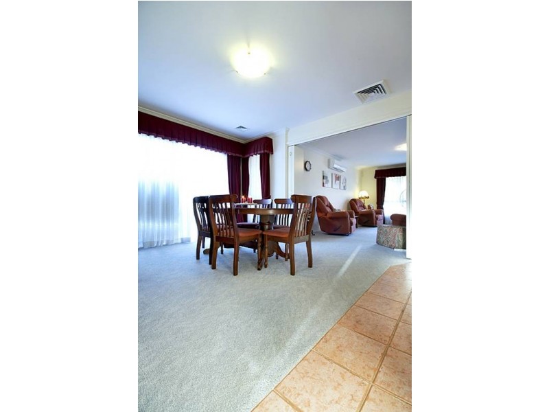 9 Huntingdale Drive, Glenmore Park NSW 2745