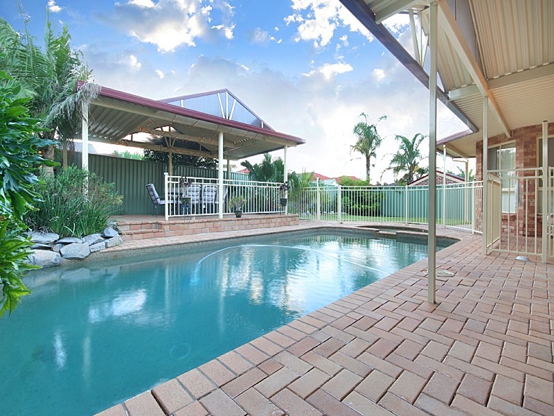 9 Huntingdale Drive, Glenmore Park NSW 2745