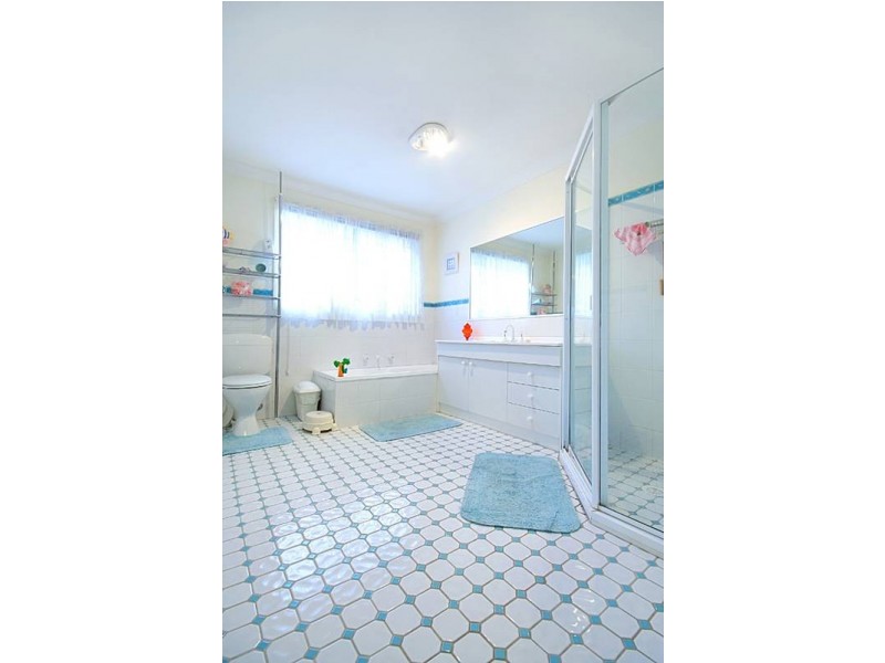 9 Huntingdale Drive, Glenmore Park NSW 2745