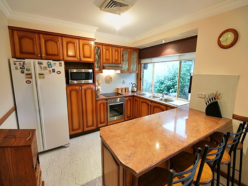 4 Shiels Place, Glenmore Park NSW 2745