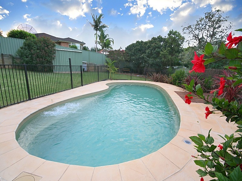 4 Shiels Place, Glenmore Park NSW 2745
