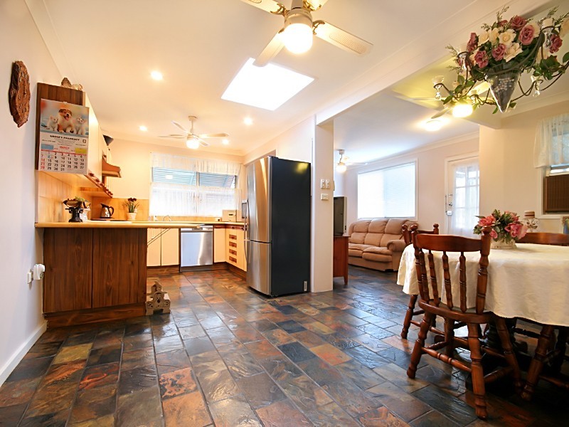 7 Treetops Avenue, South Penrith NSW 2750