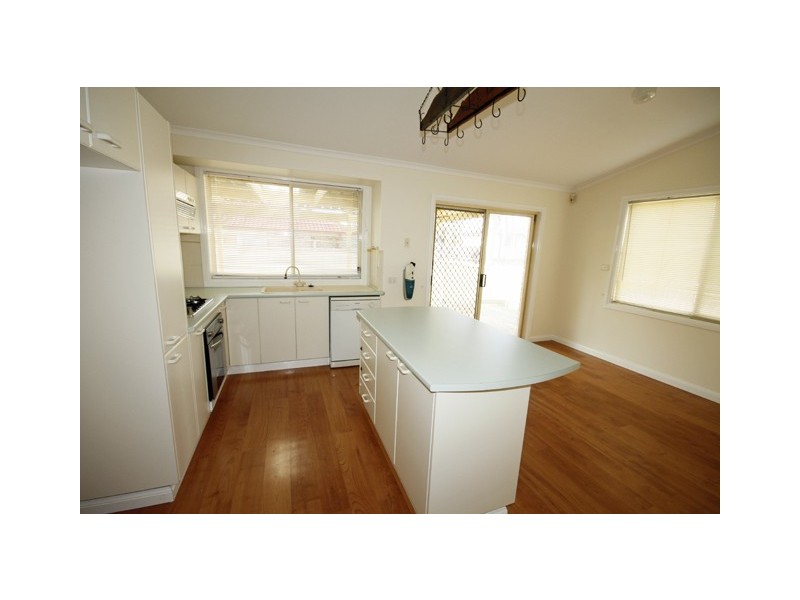 32 Wari Avenue, Glenmore Park NSW 2745