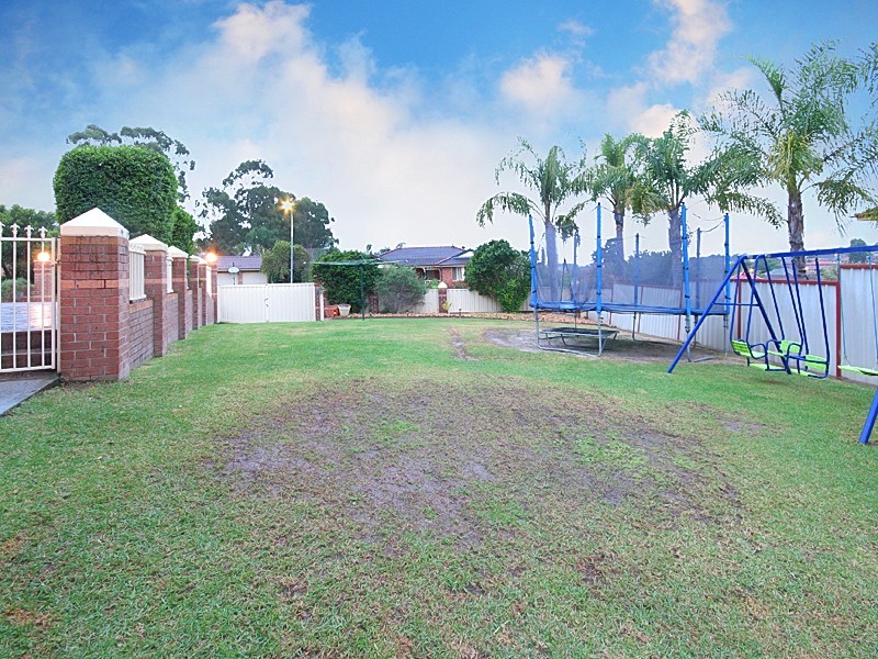 5 Willmott Place, Glenmore Park NSW 2745