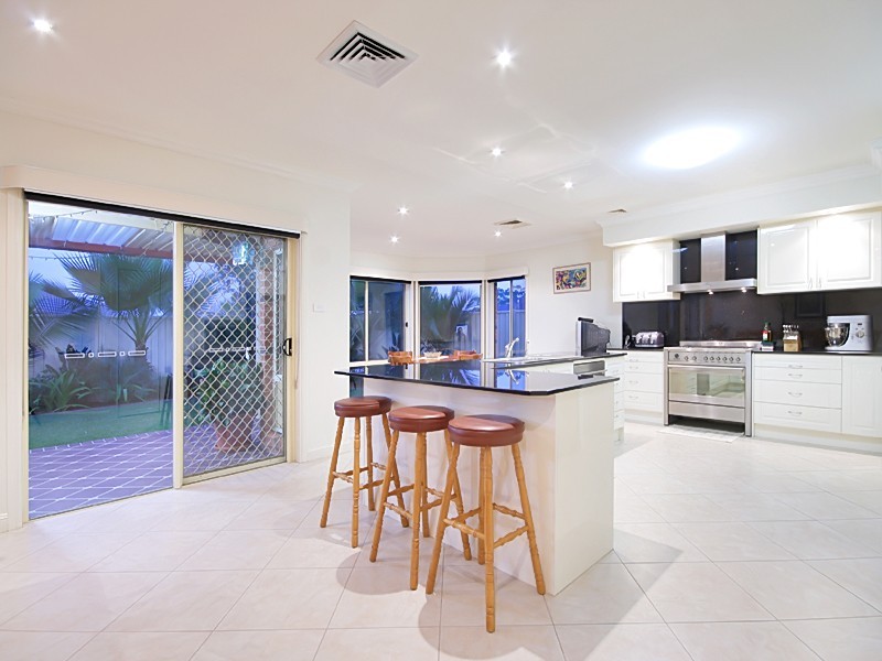 61 Ridgetop Drive, Glenmore Park NSW 2745