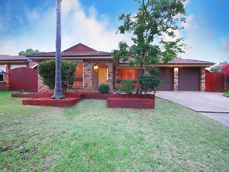 12 Newark Place, St Clair NSW 2759