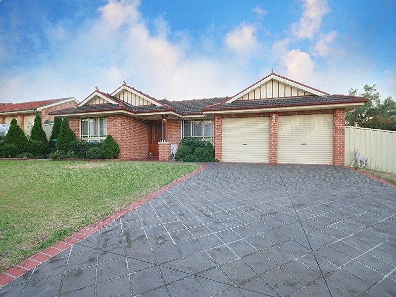 23 Wollabi Crescent, Glenmore Park NSW 2745