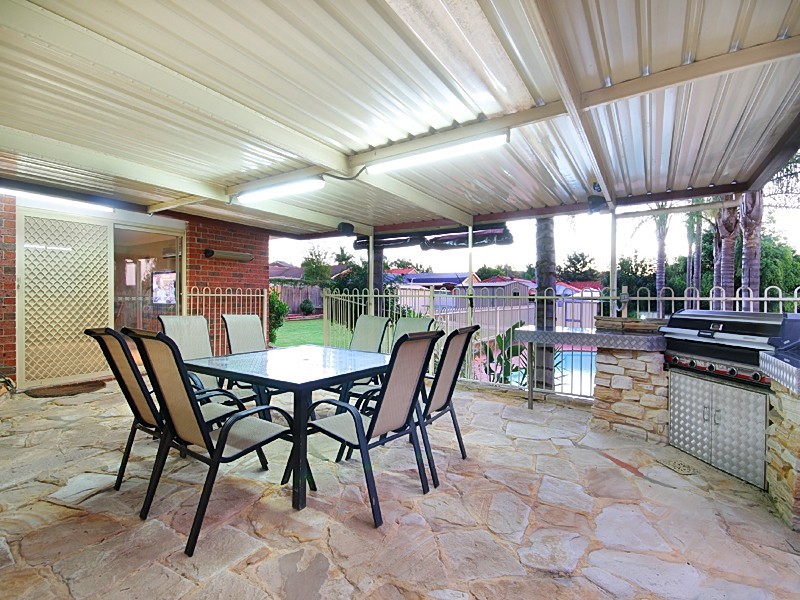 11 Luttrell St, Glenmore Park NSW 2745