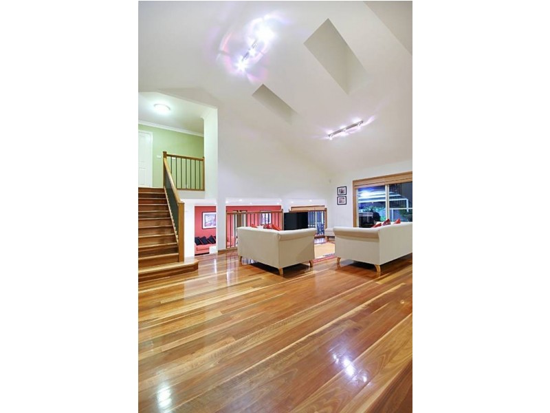 4 Cascade Avenue, Glenmore Park NSW 2745