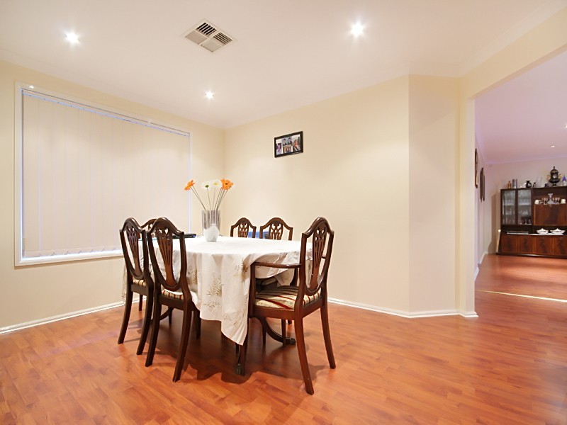 11 Wattlebird Crescent, Glenmore Park NSW 2745