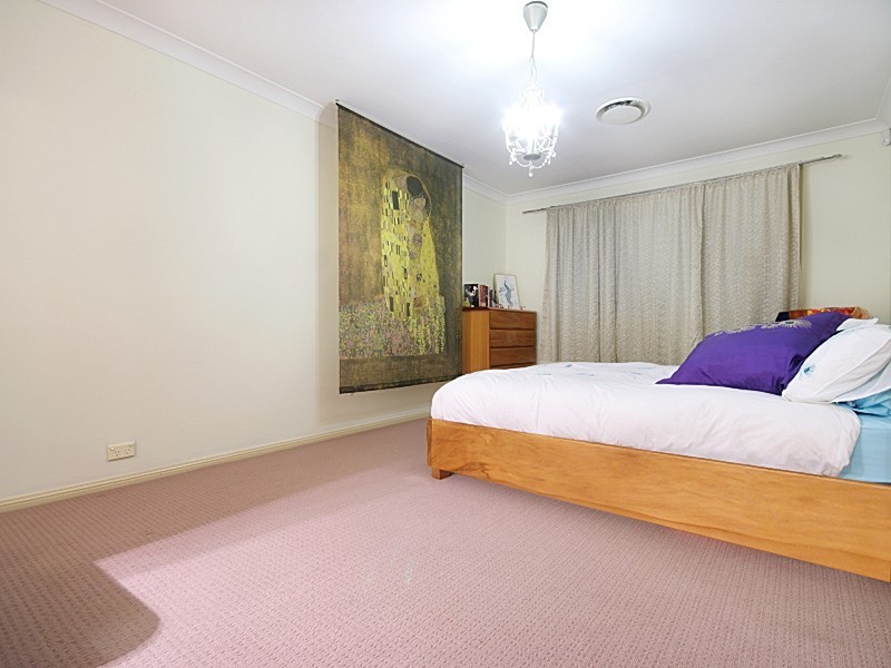 10 Coco Drive, Glenmore Park NSW 2745