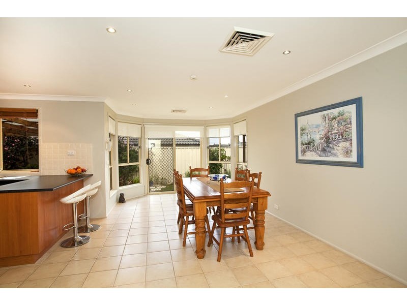 27 Dara Crescent, Glenmore Park NSW 2745