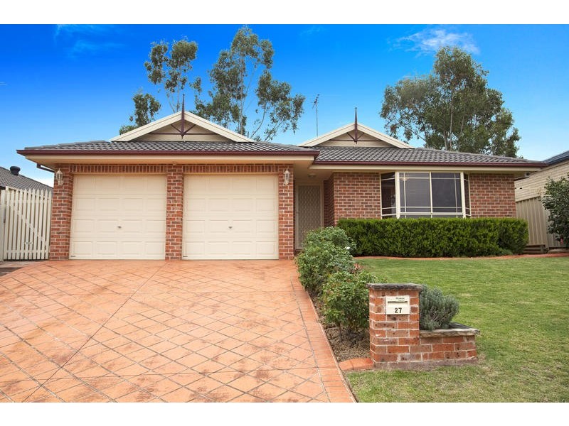 27 Dara Crescent, Glenmore Park NSW 2745