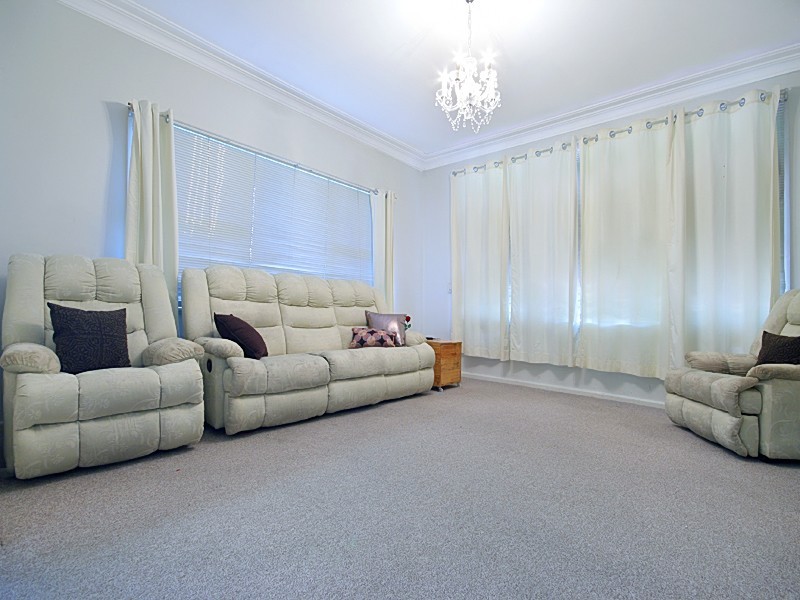 63 Bringelly Road, Kingswood NSW 2747