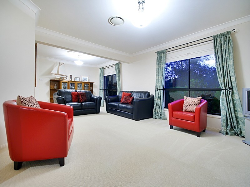 7 Gemalong Place, Glenmore Park NSW 2745