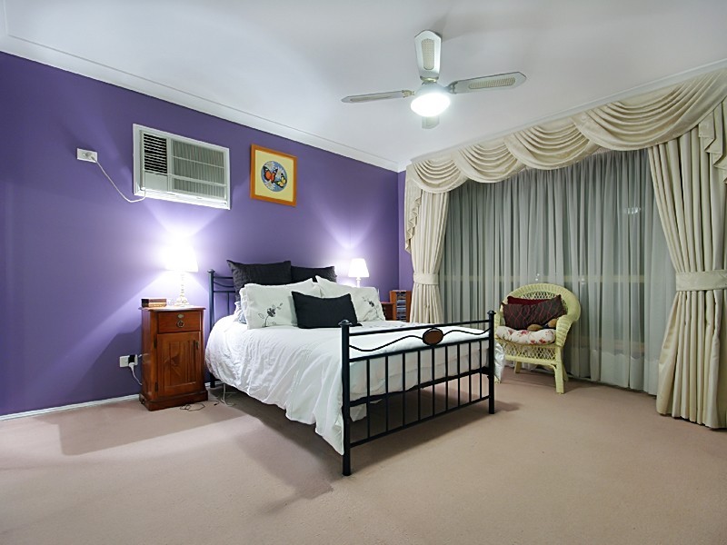 9 Buna Close, Glenmore Park NSW 2745