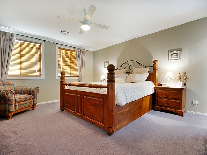 1 Burraga Place, Glenmore Park NSW 2745