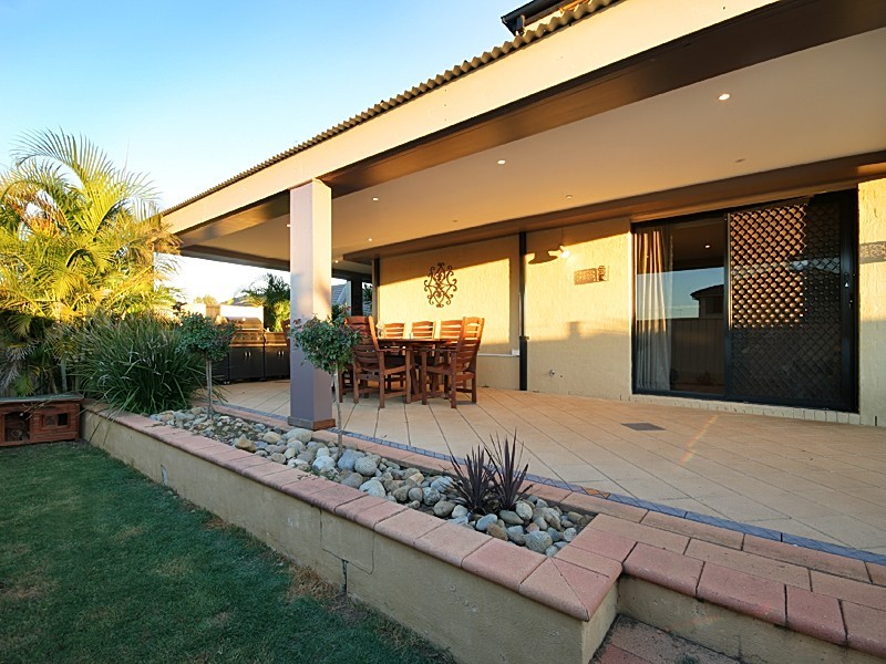 1 Burraga Place, Glenmore Park NSW 2745