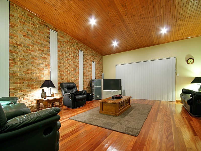 54 Monarch Circuit, Glenmore Park NSW 2745