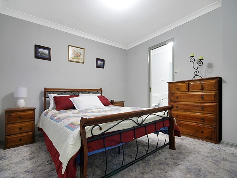 15 Coco Drive, Glenmore Park NSW 2745