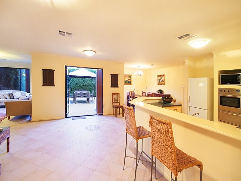 16 St Andrews Drive, Glenmore Park NSW 2745