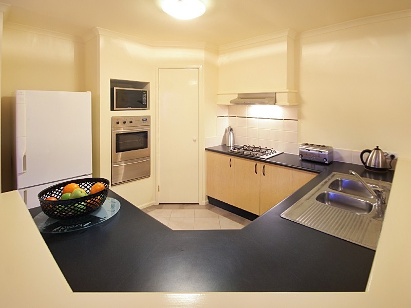 16 St Andrews Drive, Glenmore Park NSW 2745