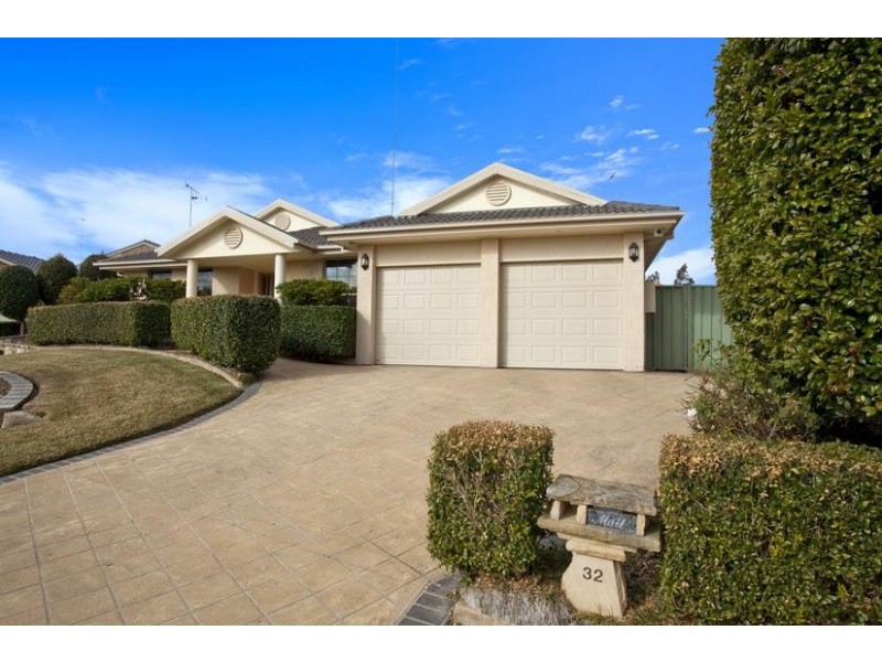 32 Torquay Terrace, Glenmore Park NSW 2745