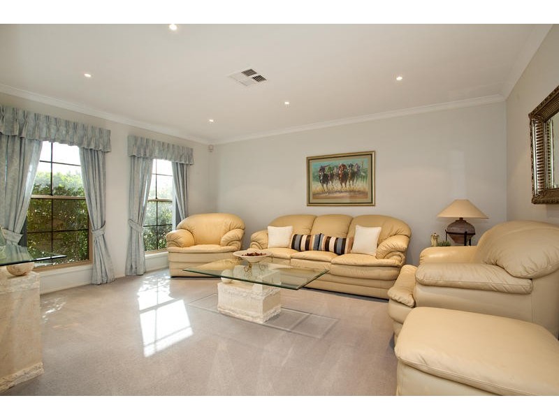 32 Torquay Terrace, Glenmore Park NSW 2745