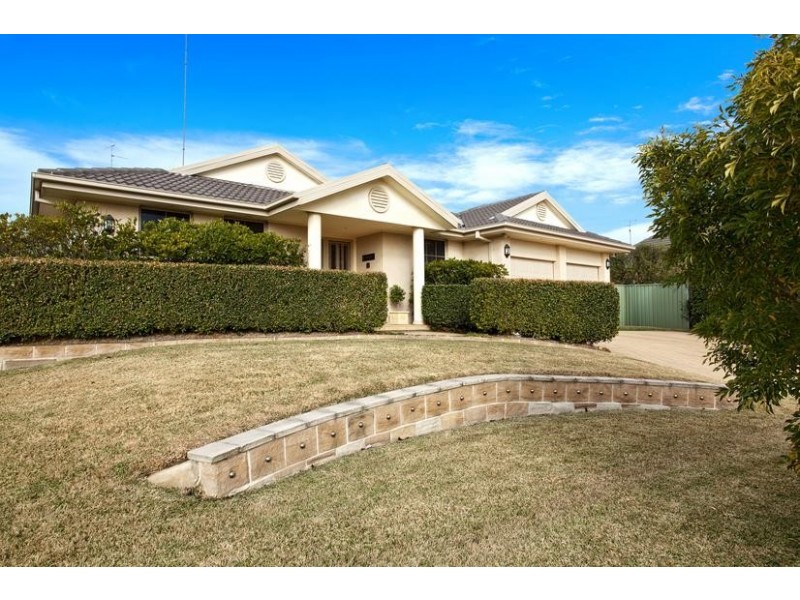 32 Torquay Terrace, Glenmore Park NSW 2745