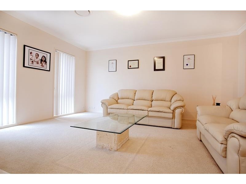 17 Branksome Way, Glenmore Park NSW 2745
