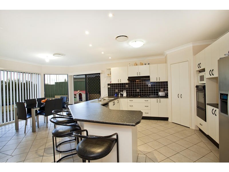 17 Branksome Way, Glenmore Park NSW 2745