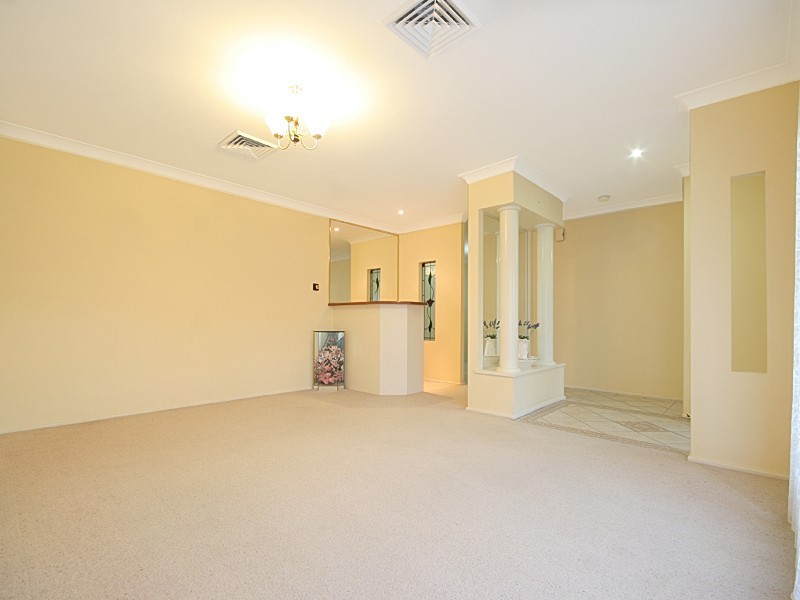 80 Kiber Drive, Glenmore Park NSW 2745