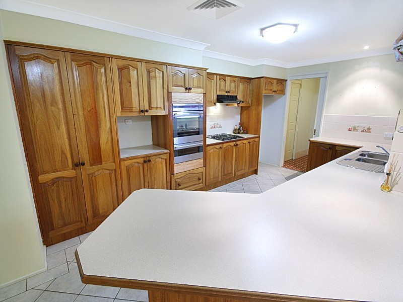 80 Kiber Drive, Glenmore Park NSW 2745