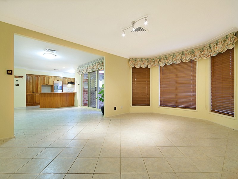 80 Kiber Drive, Glenmore Park NSW 2745