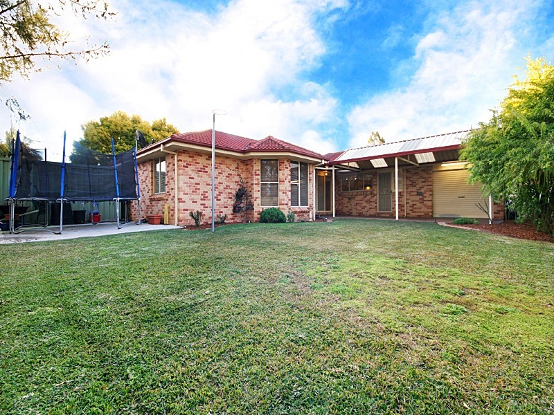 80 Kiber Drive, Glenmore Park NSW 2745