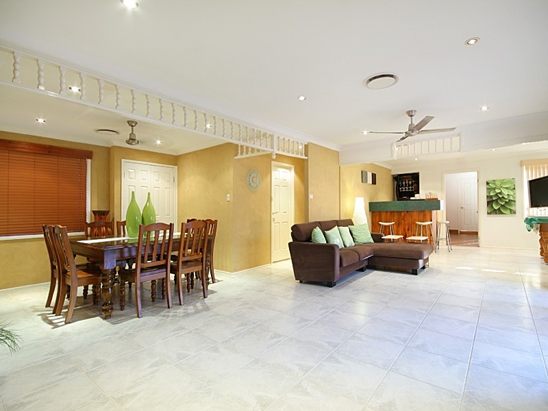 2 Scrubwren Pl, Glenmore Park NSW 2745