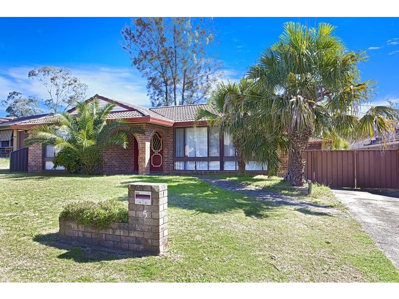 5 Corndew Crescent, Werrington Downs NSW 2747