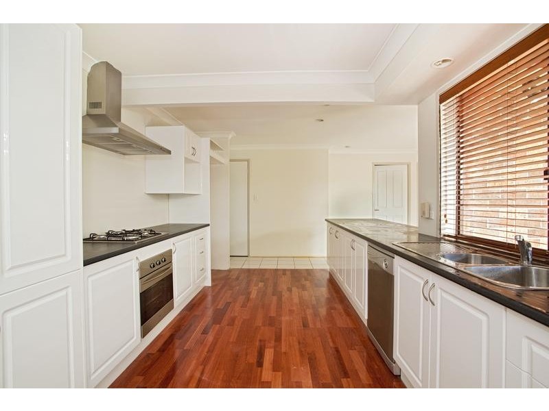 5 Corndew Crescent, Werrington Downs NSW 2747