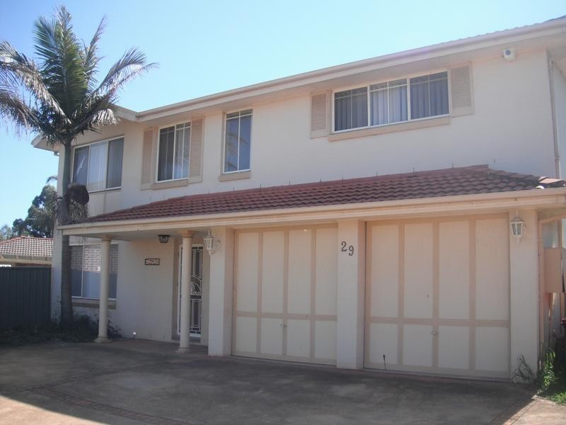 29 Muru Drive, Glenmore Park NSW 2745