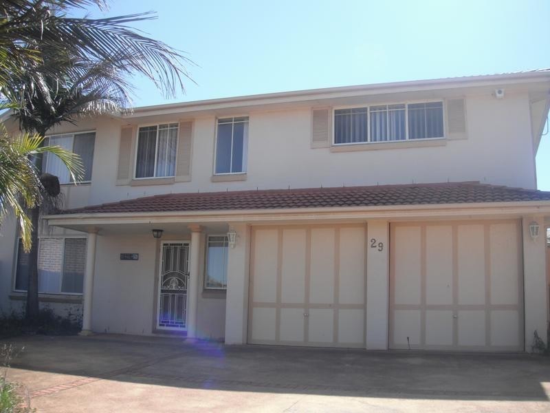 29 Muru Drive, Glenmore Park NSW 2745